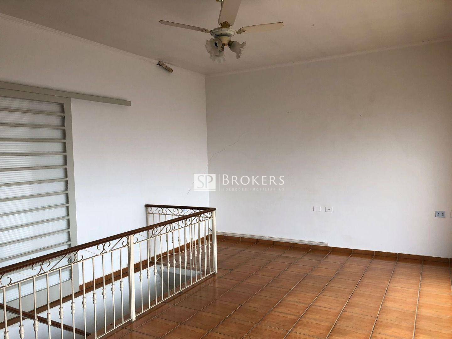 Casa à venda com 5 quartos, 220m² - Foto 64