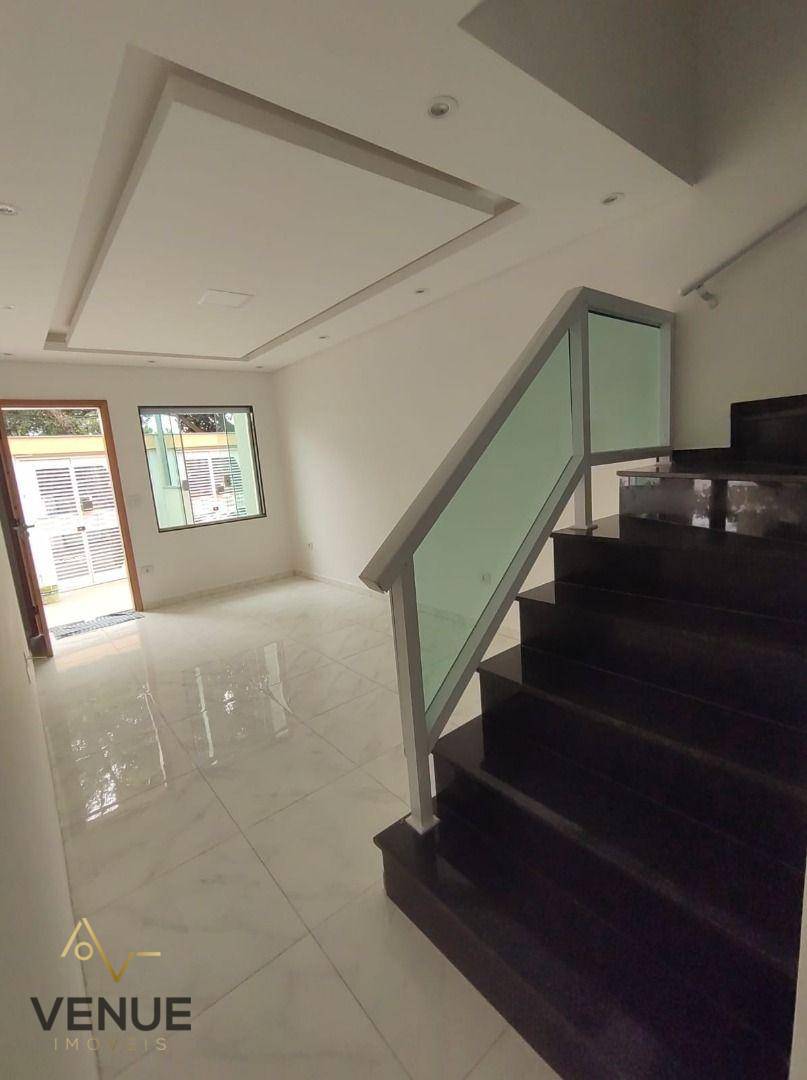 Sobrado à venda com 2 quartos, 75m² - Foto 2