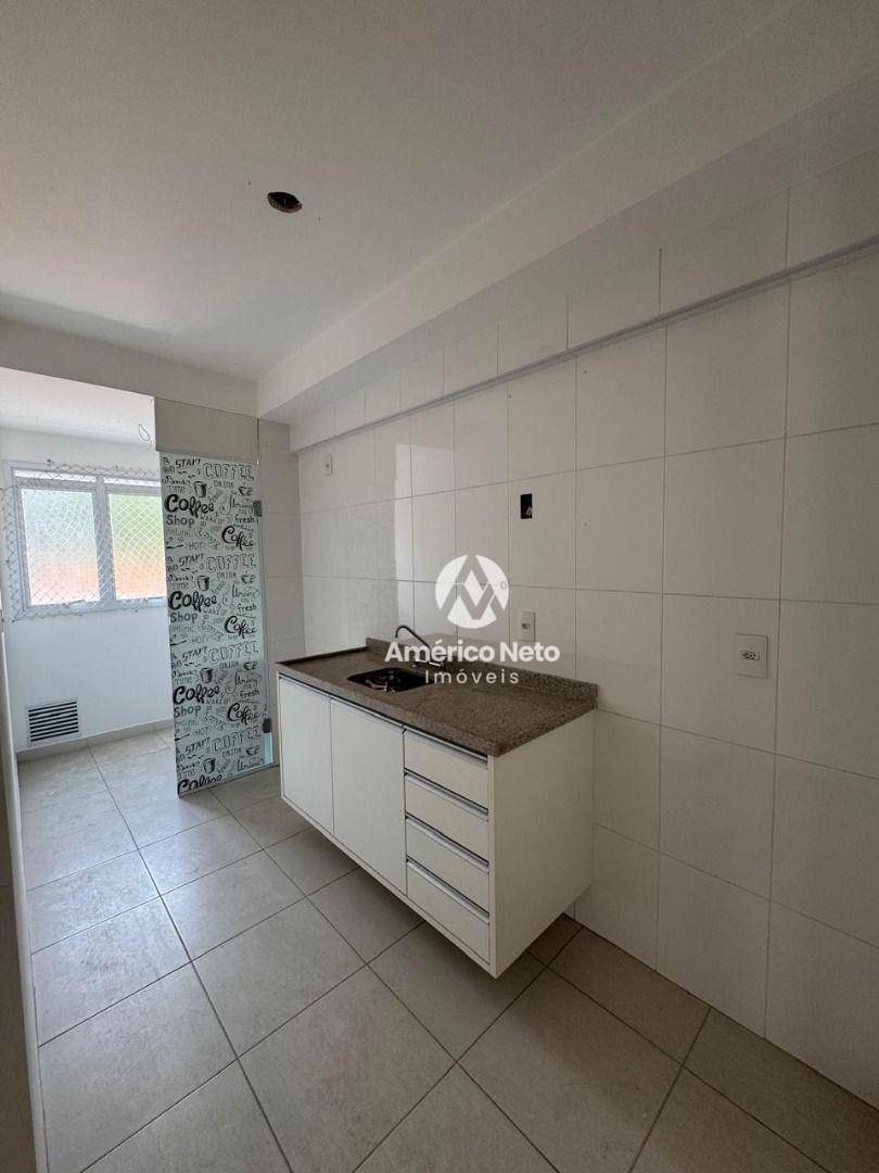 Apartamento à venda com 2 quartos, 67m² - Foto 5