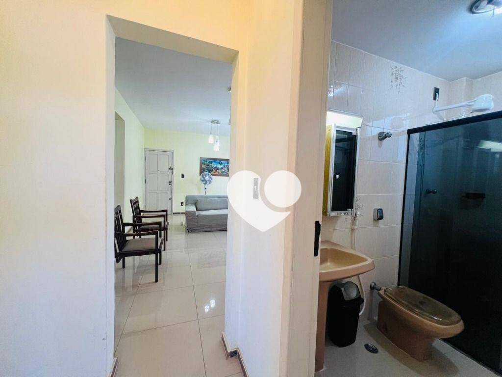 Apartamento à venda com 4 quartos, 228m² - Foto 12