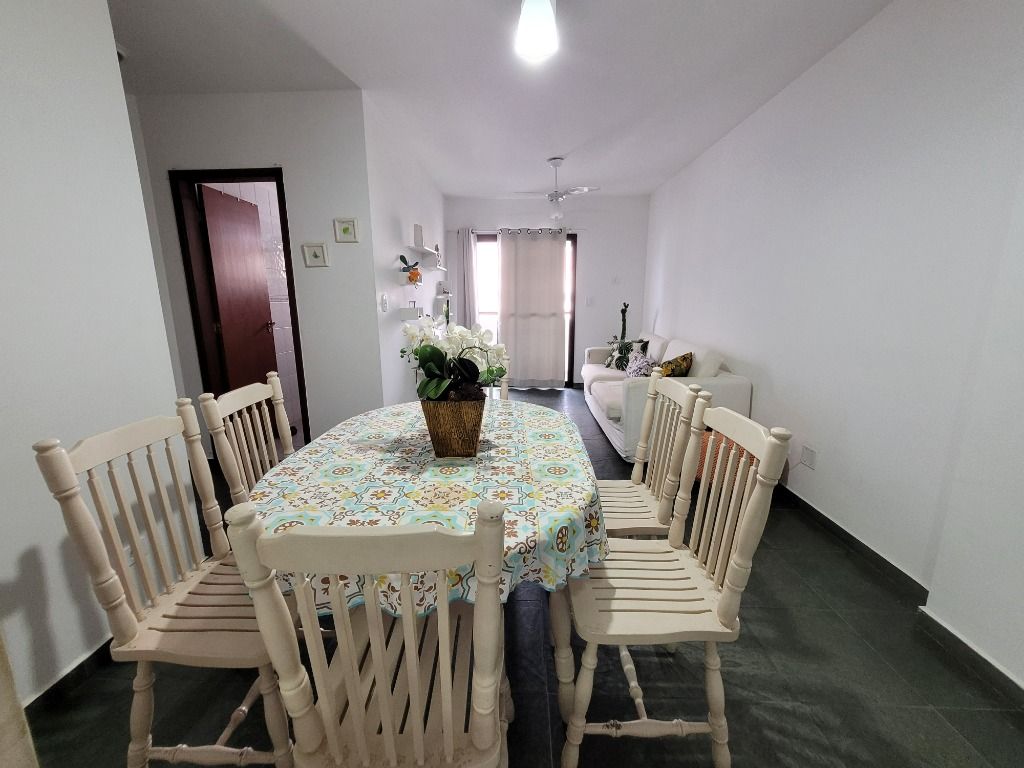 Apartamento à venda com 2 quartos, 72m² - Foto 4