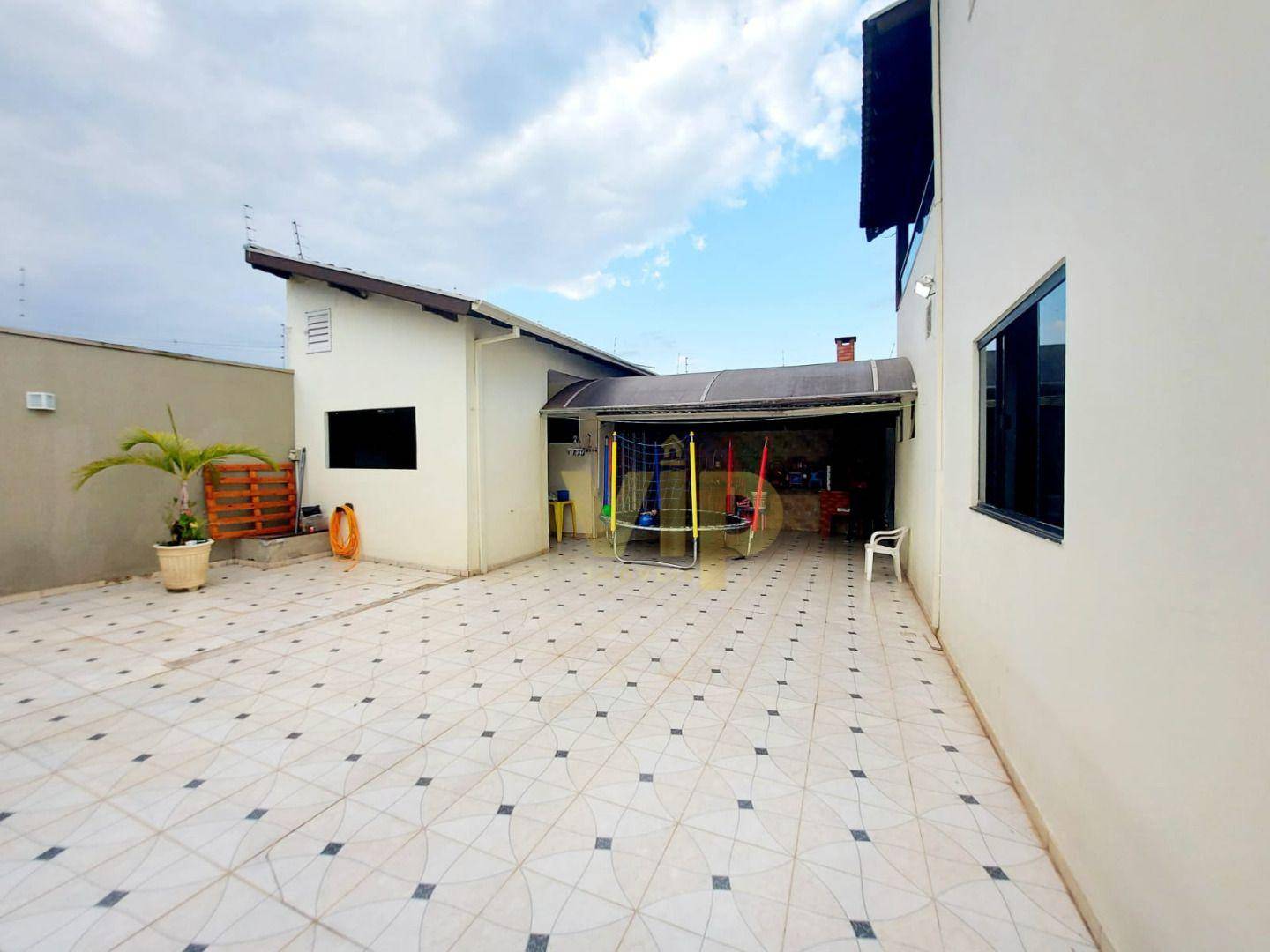 Casa à venda com 4 quartos, 225m² - Foto 21