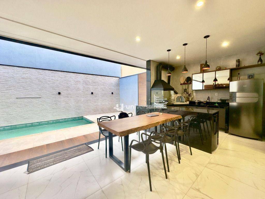 Casa de Condomínio à venda com 4 quartos, 340m² - Foto 30