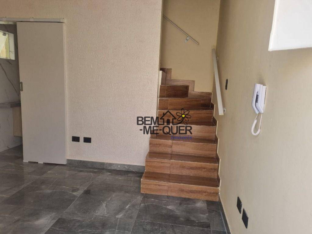 Sobrado à venda com 2 quartos, 52m² - Foto 2