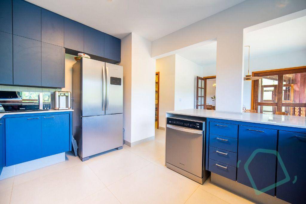 Casa de Condomínio à venda com 5 quartos, 677m² - Foto 25