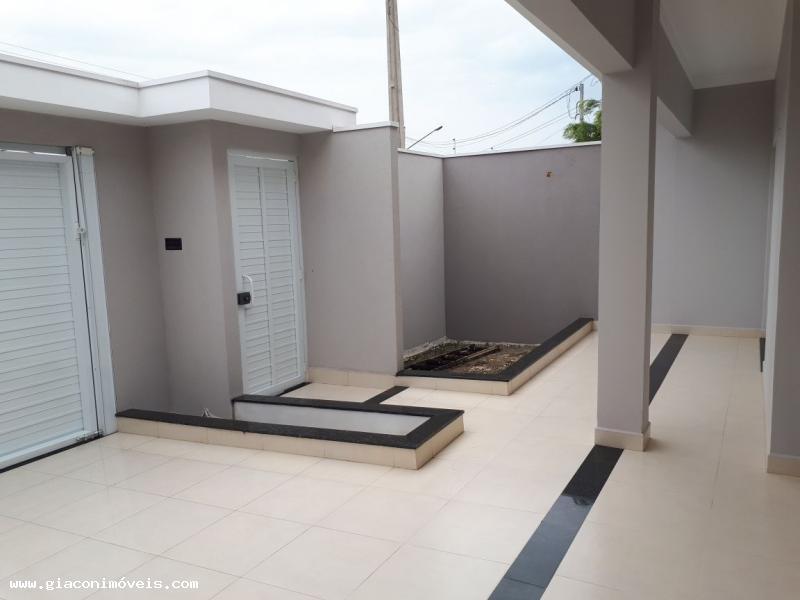 Casa à venda com 3 quartos, 195m² - Foto 7