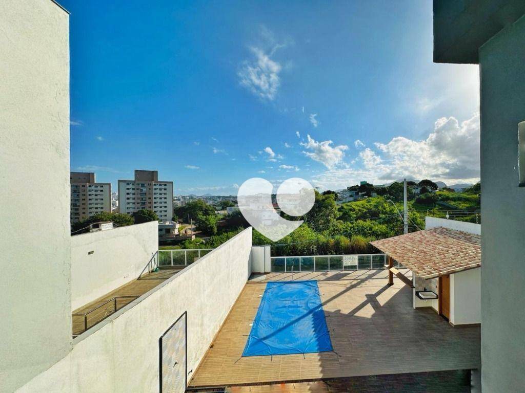 Casa à venda com 3 quartos, 250m² - Foto 18