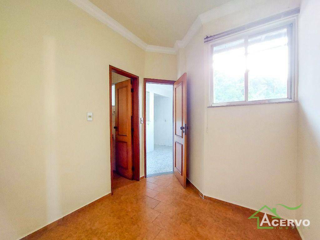 Apartamento à venda com 4 quartos, 203m² - Foto 33