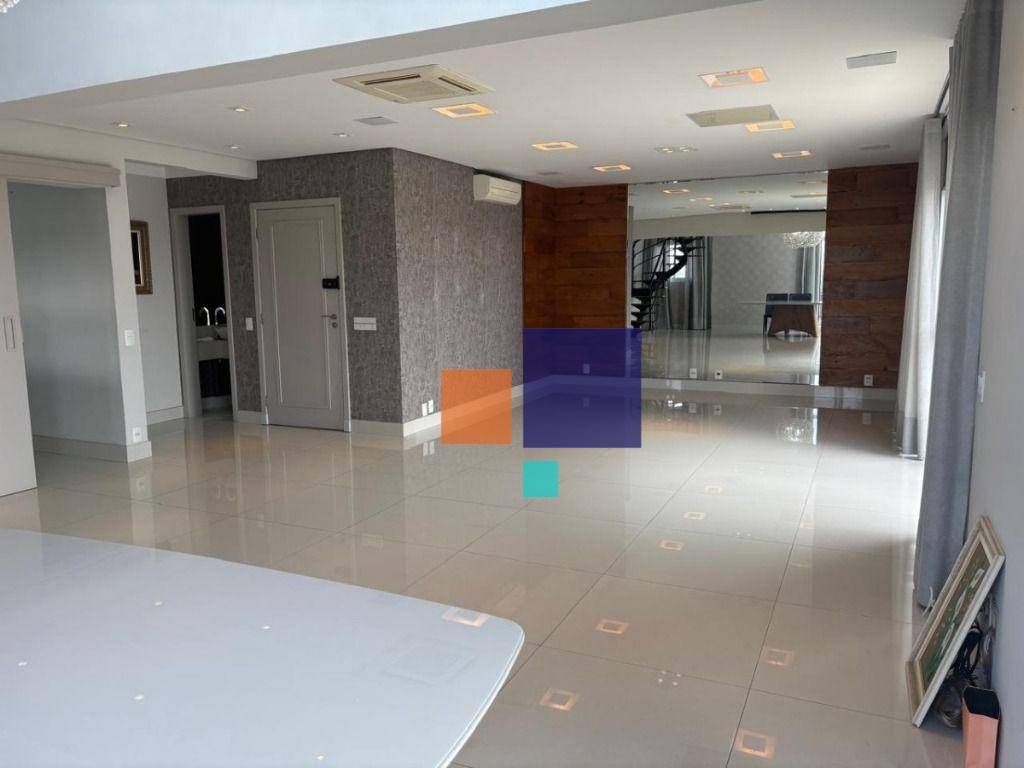 Cobertura à venda e aluguel com 3 quartos, 300m² - Foto 1