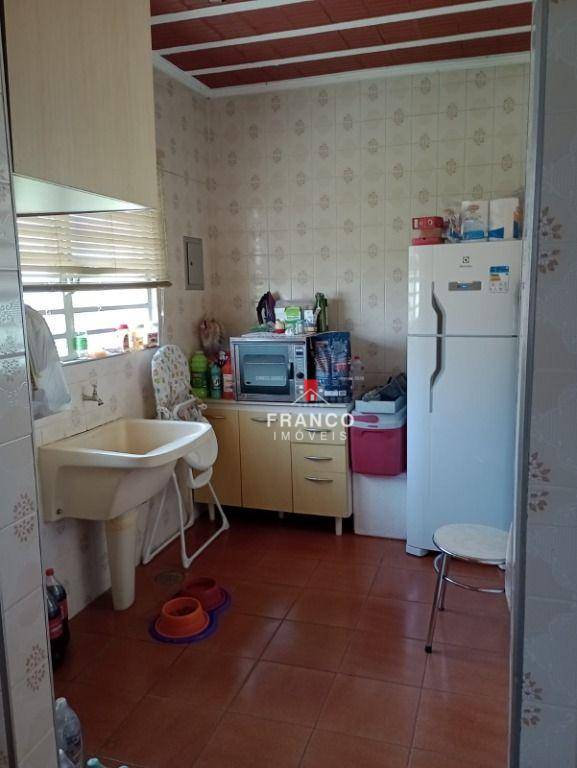 Chácara à venda com 4 quartos, 185m² - Foto 23