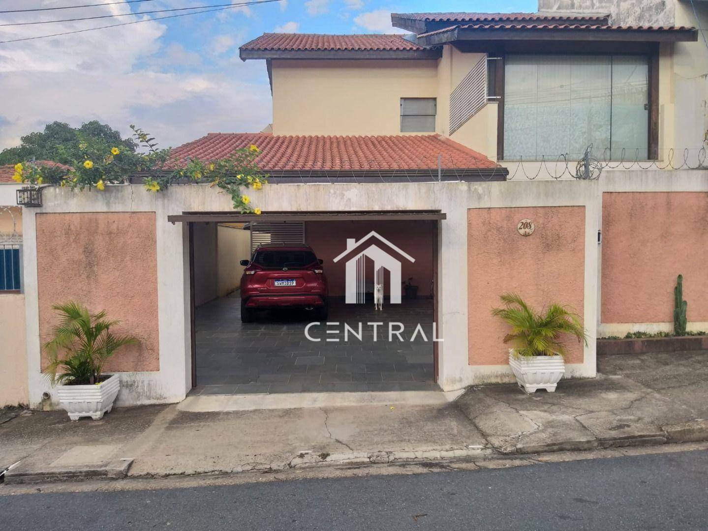 Sobrado à venda com 4 quartos, 248m² - Foto 2