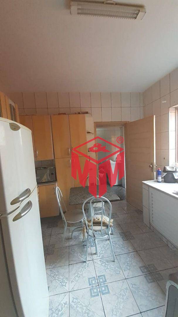 Sobrado à venda com 2 quartos, 98m² - Foto 4