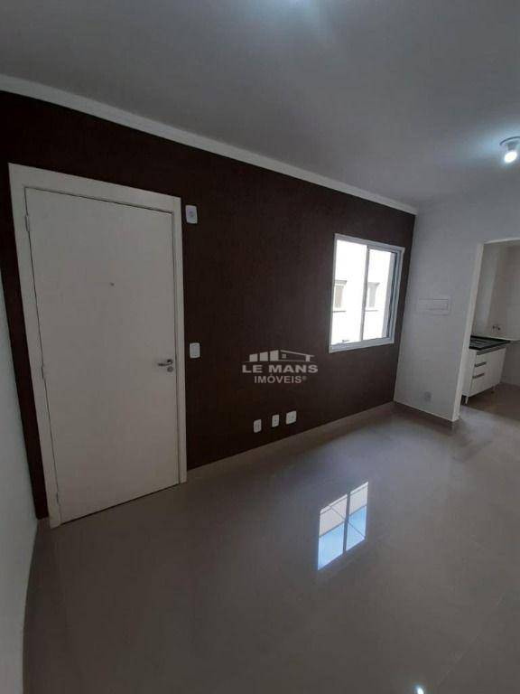 Apartamento à venda com 2 quartos, 45m² - Foto 2