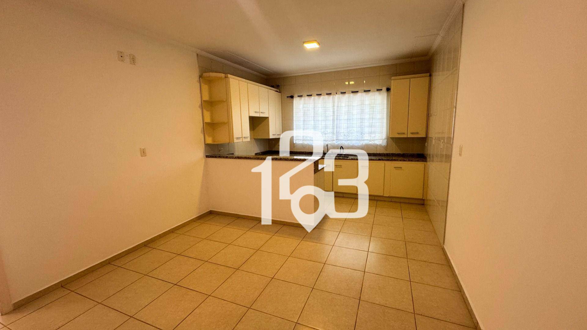 Casa para alugar com 3 quartos, 180m² - Foto 3