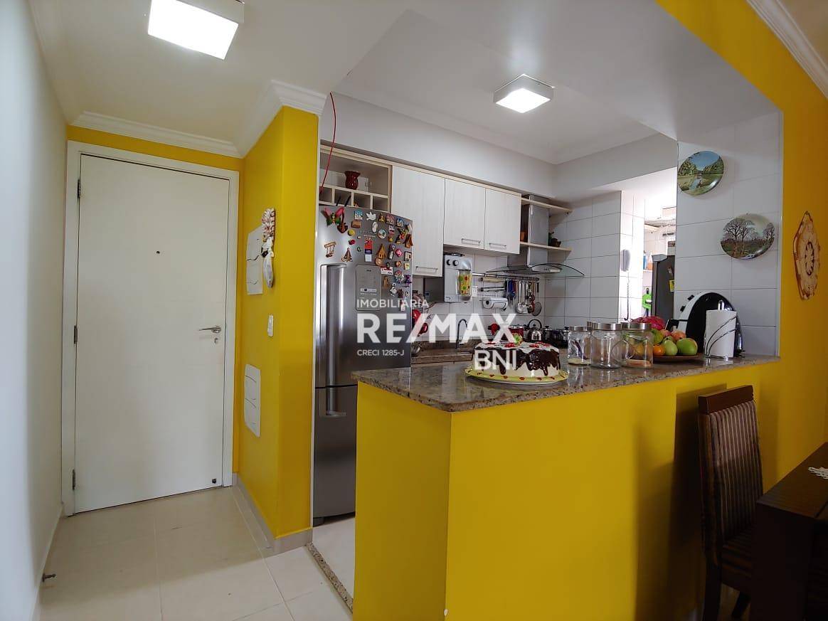 Apartamento à venda com 3 quartos, 105m² - Foto 7