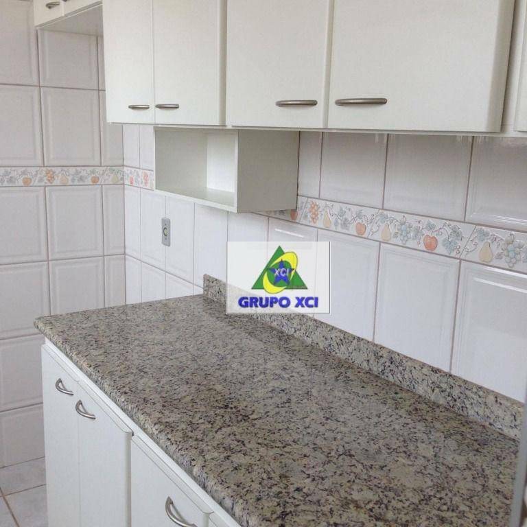 Apartamento à venda com 3 quartos, 144m² - Foto 12