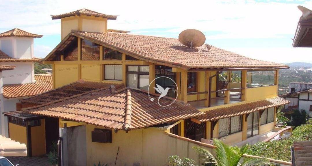 Casa de Condomínio à venda com 5 quartos, 345m² - Foto 1