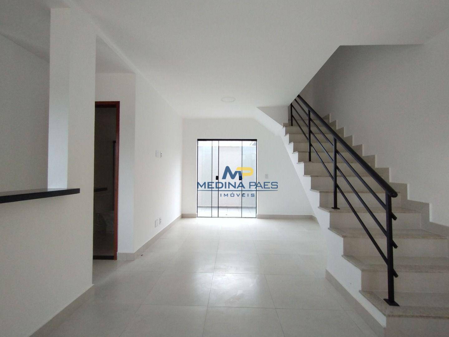 Casa à venda com 2 quartos, 48m² - Foto 12