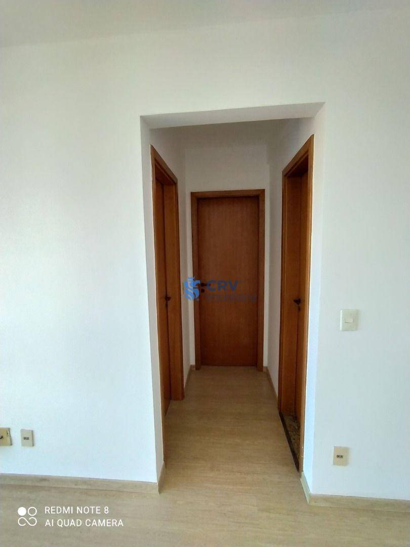 Apartamento para alugar com 2 quartos, 57m² - Foto 8