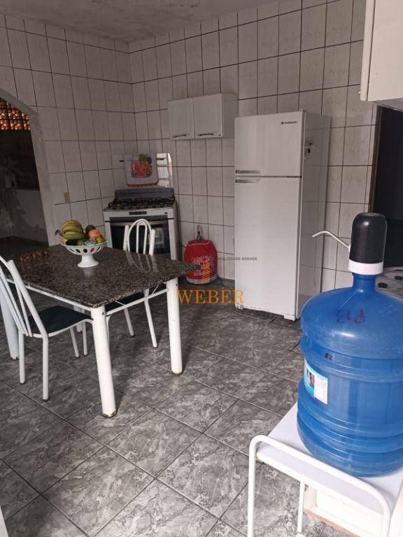 Sobrado à venda com 2 quartos, 240m² - Foto 14