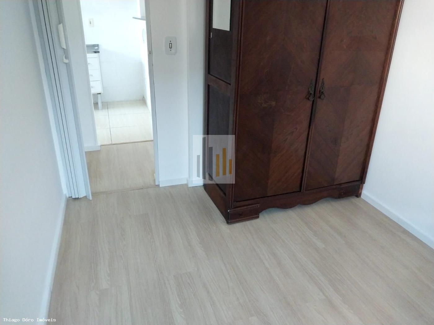 Apartamento à venda com 2 quartos, 48m² - Foto 4