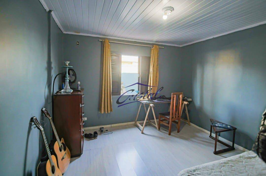 Casa à venda com 3 quartos, 210m² - Foto 10