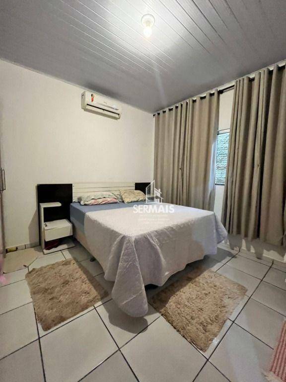 Casa à venda com 3 quartos, 94m² - Foto 8