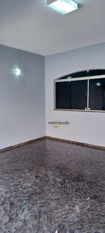 Sobrado à venda com 3 quartos, 234m² - Foto 32