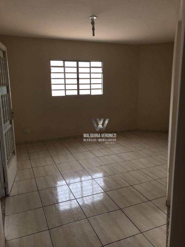 Casa à venda com 2 quartos, 86m² - Foto 4