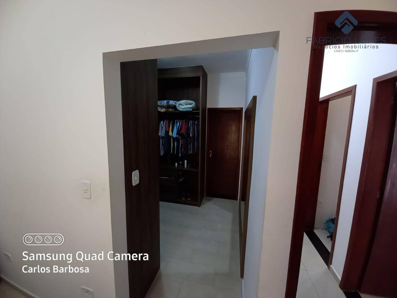 Casa à venda com 3 quartos, 200m² - Foto 17