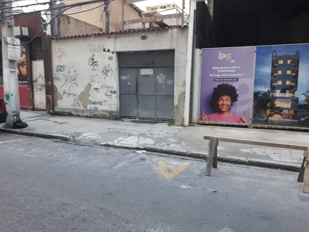 Terreno à venda, 322m² - Foto 1