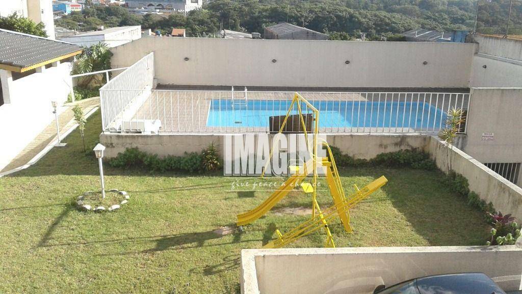 Cobertura à venda com 3 quartos, 200m² - Foto 32