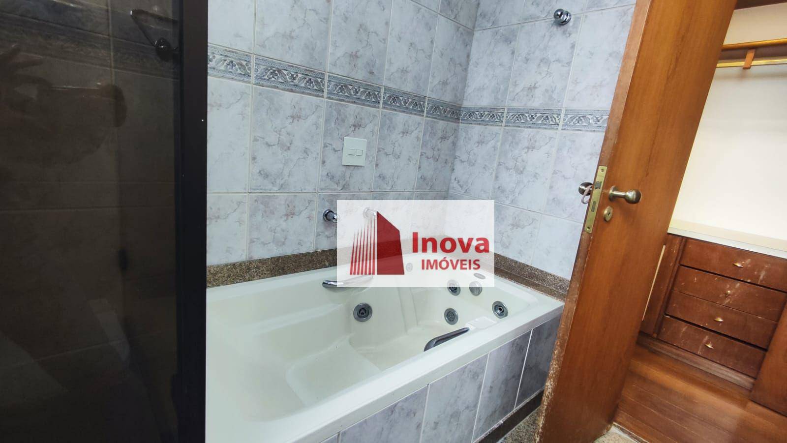 Apartamento à venda com 3 quartos, 125m² - Foto 19