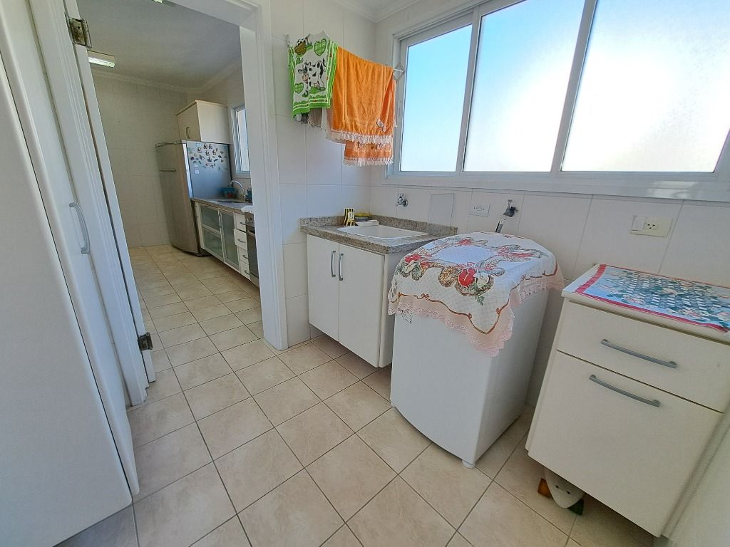 Apartamento à venda com 3 quartos, 147m² - Foto 23