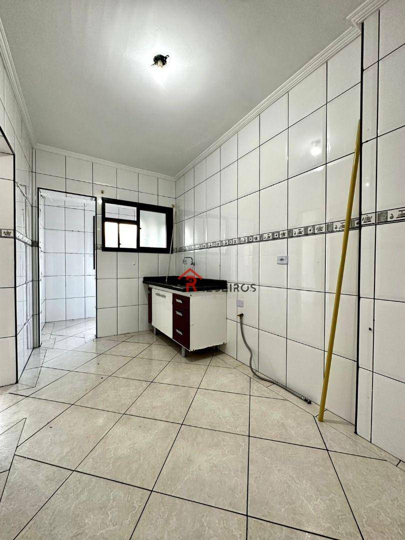 Apartamento à venda com 1 quarto, 61m² - Foto 13