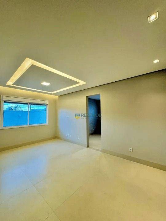 Casa de Condomínio à venda com 3 quartos, 234m² - Foto 8