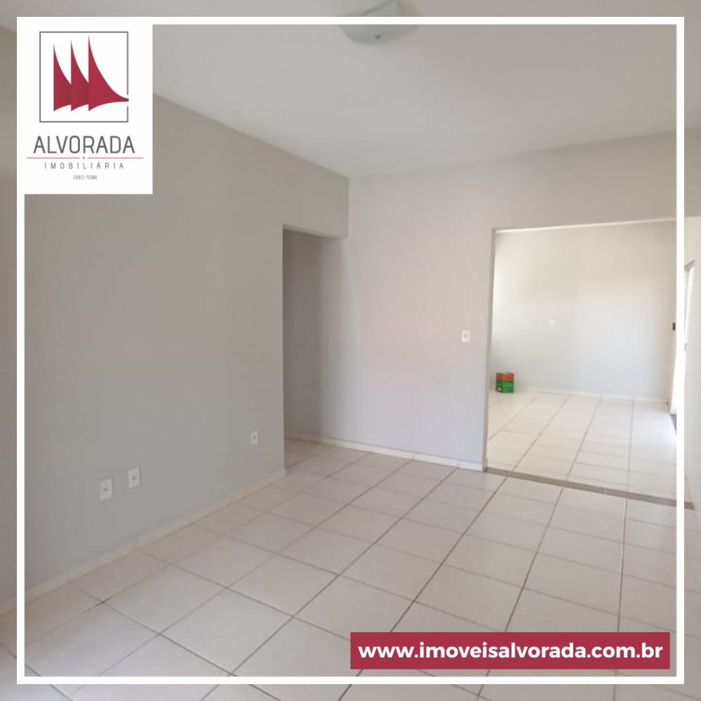 Casa à venda com 3 quartos, 157m² - Foto 3