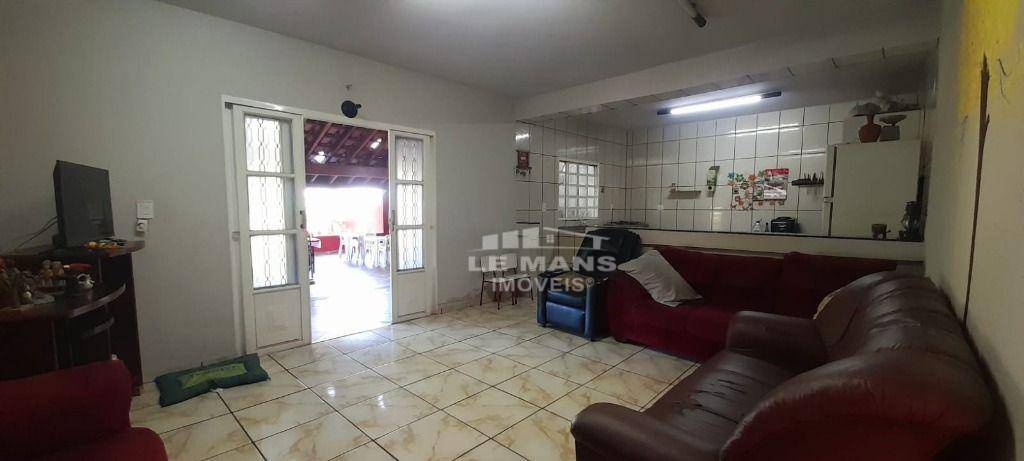 Chácara à venda com 3 quartos, 150m² - Foto 5