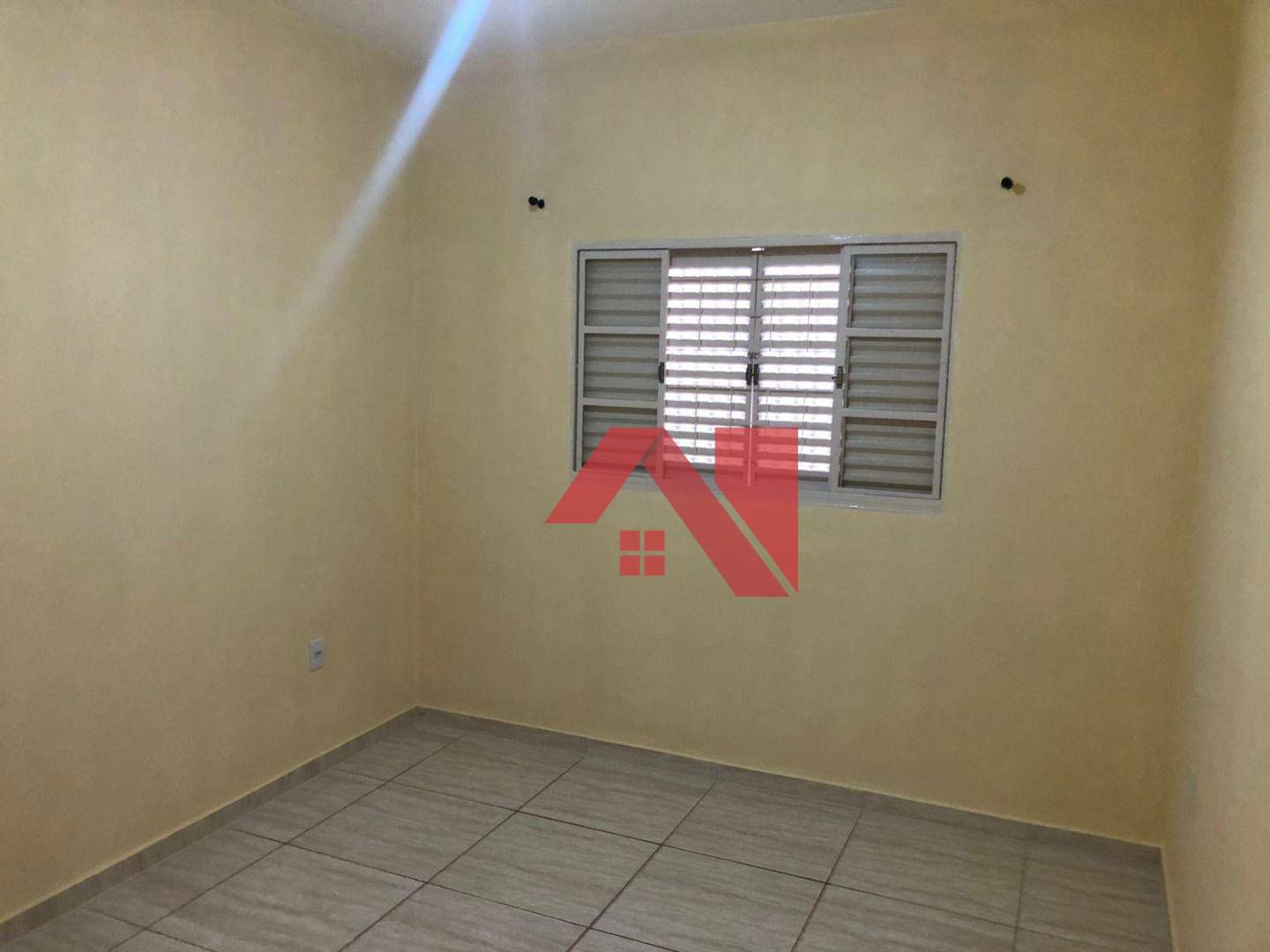 Casa à venda com 2 quartos, 80m² - Foto 8