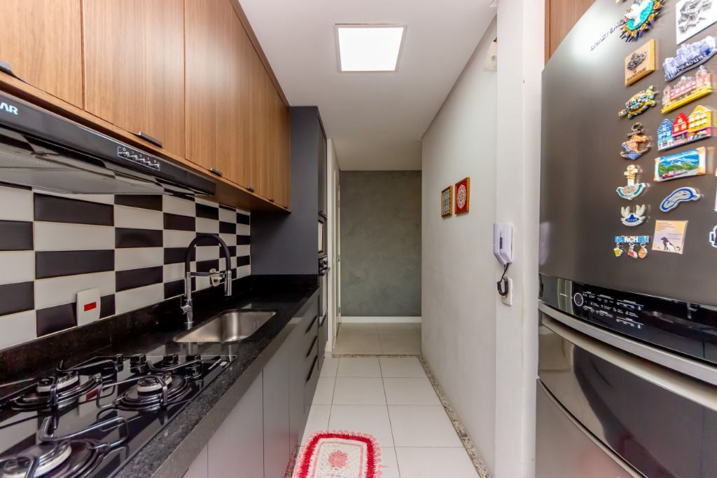 Apartamento à venda com 2 quartos, 82m² - Foto 3