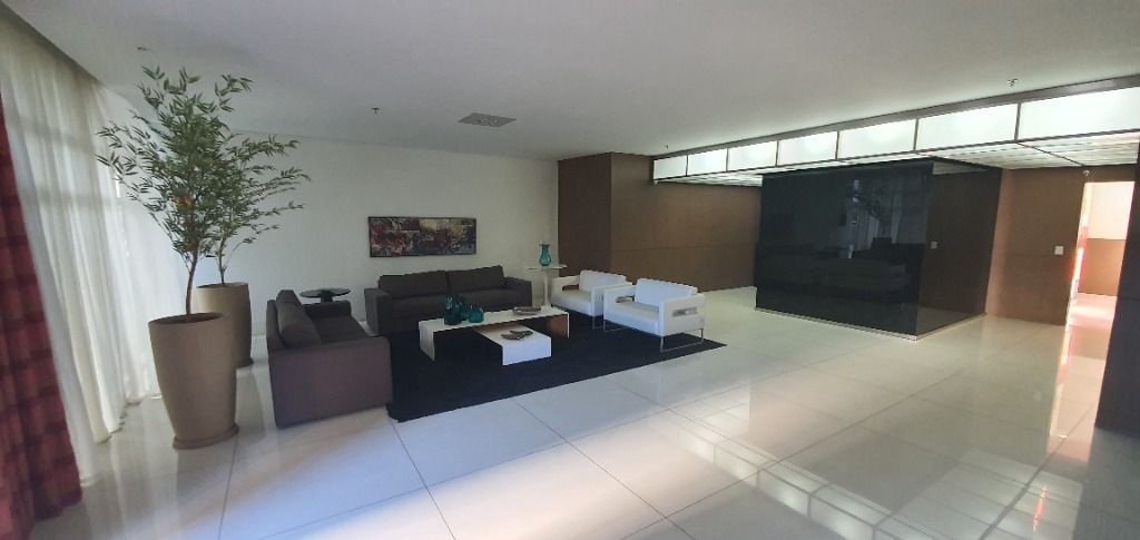 Apartamento à venda com 3 quartos, 226m² - Foto 12