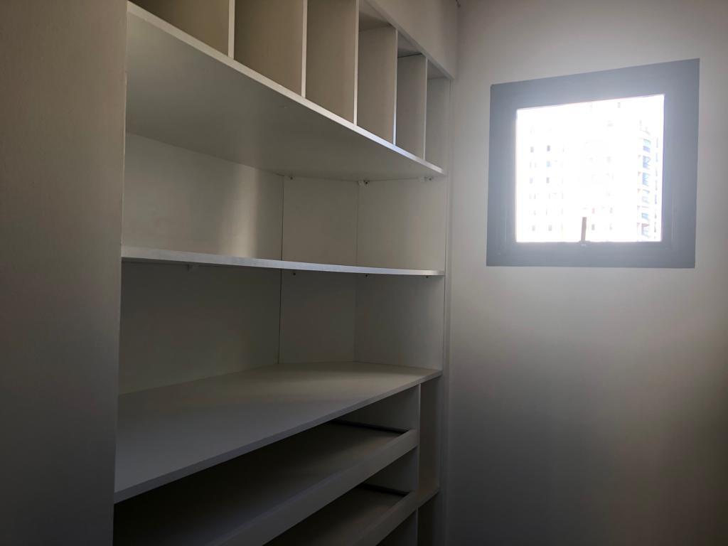 Apartamento à venda e aluguel com 3 quartos, 206m² - Foto 20