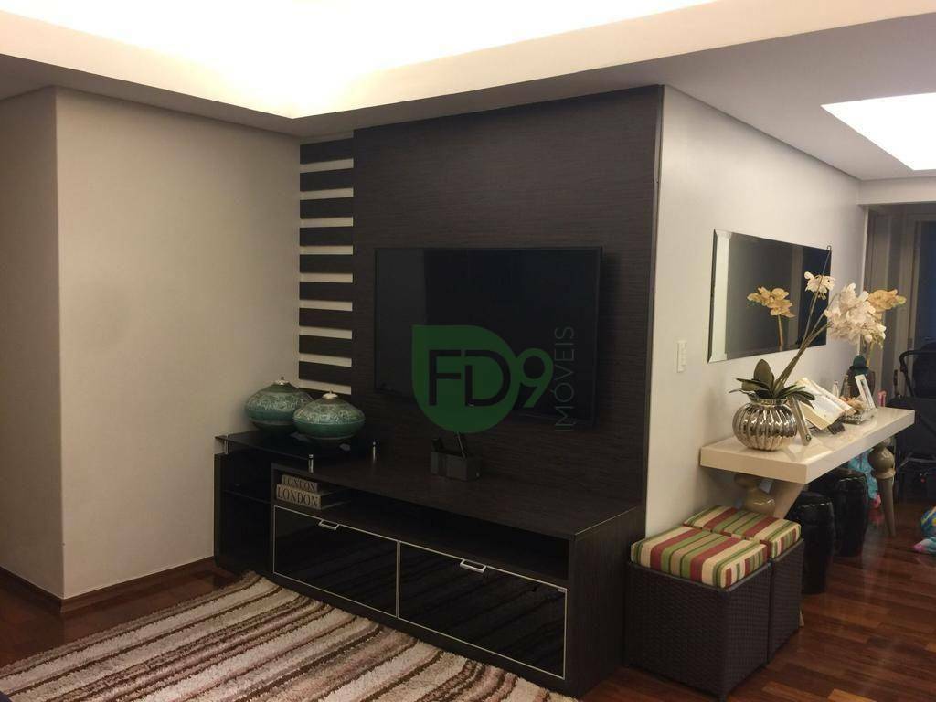 Apartamento à venda com 3 quartos, 130m² - Foto 7