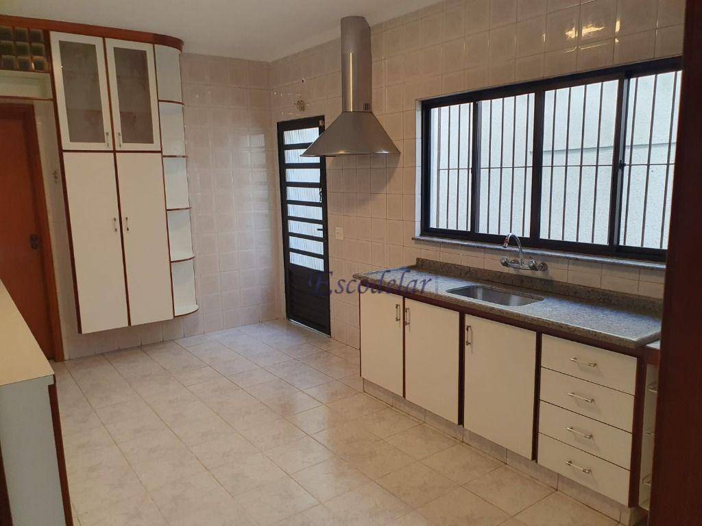 Sobrado à venda com 3 quartos, 227m² - Foto 7