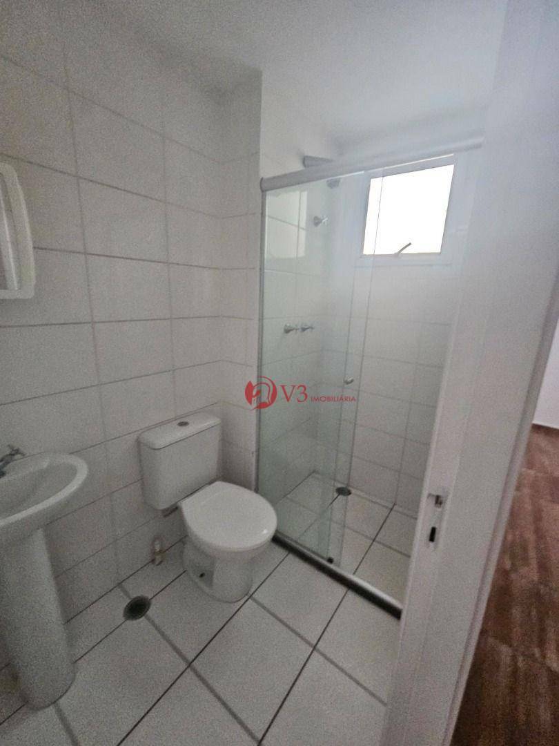 Apartamento à venda com 2 quartos, 43m² - Foto 2