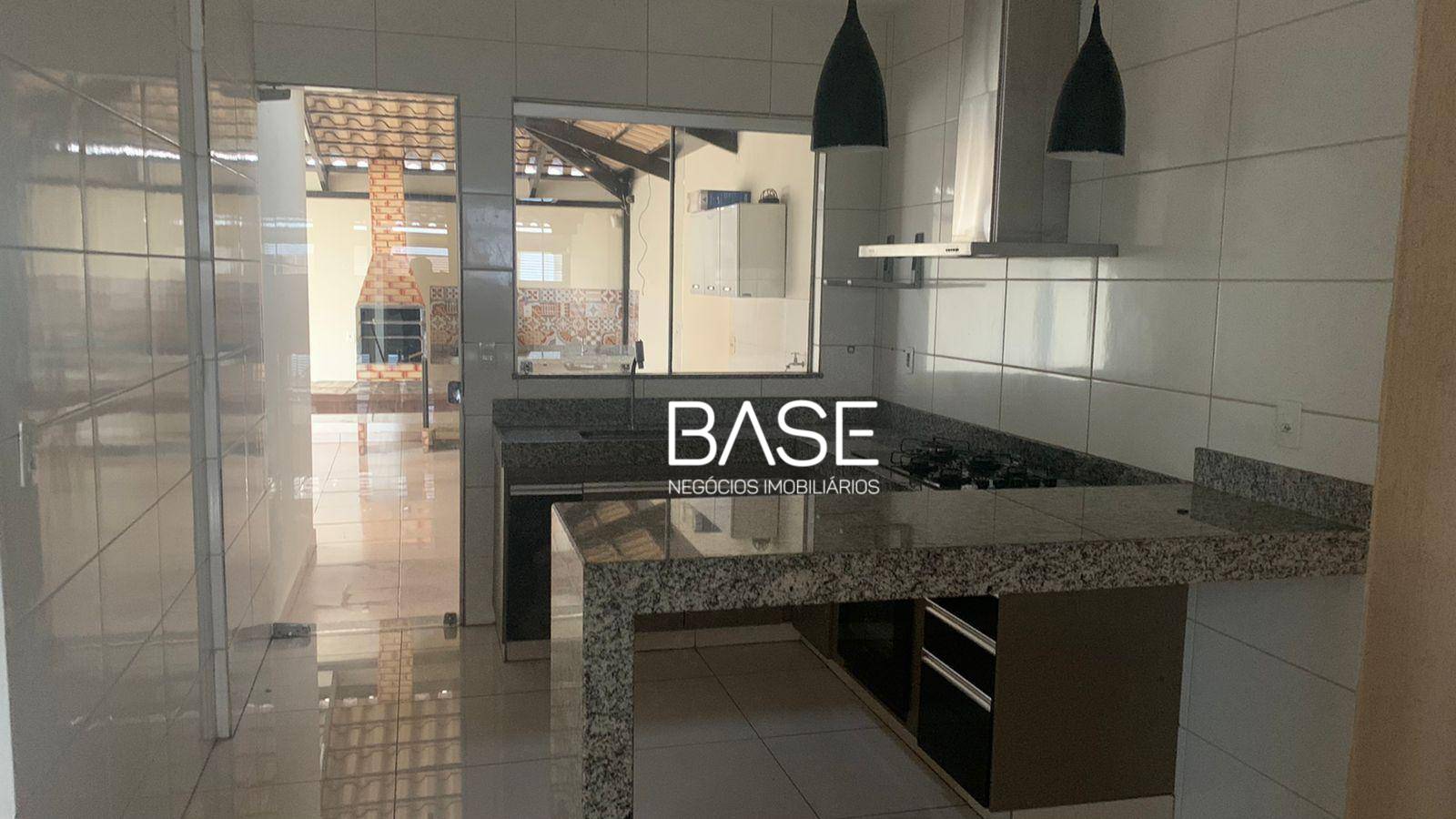 Casa, 3 quartos, 105 m² - Foto 1