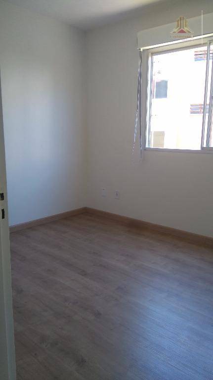 Apartamento à venda com 2 quartos, 48m² - Foto 2