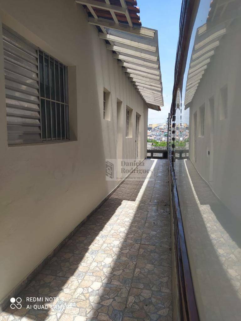 Casa à venda com 2 quartos, 79m² - Foto 5