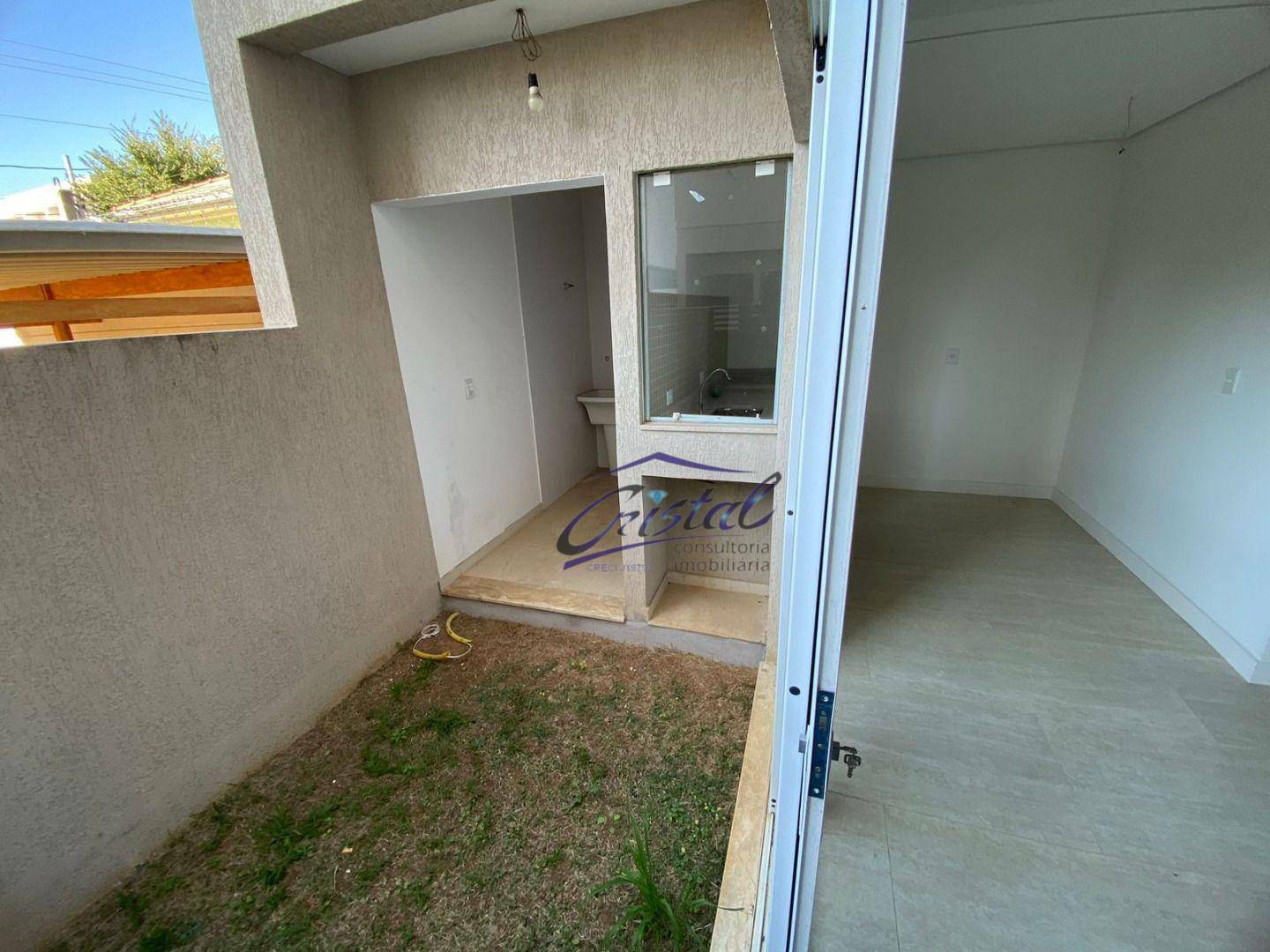 Casa à venda com 3 quartos, 100m² - Foto 7