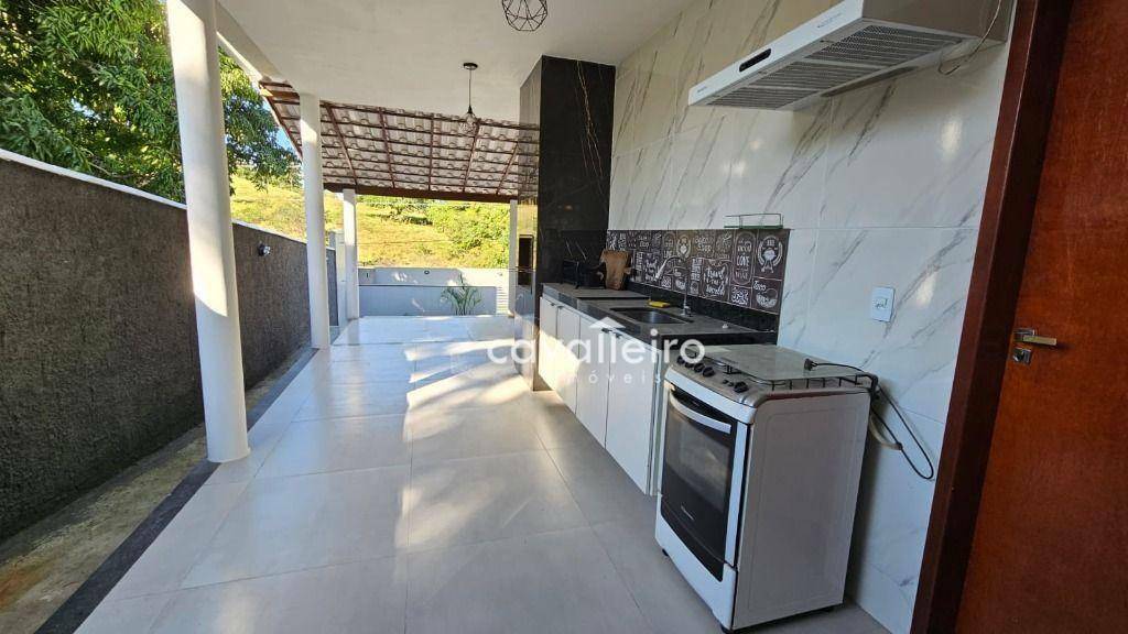 Casa de Condomínio à venda com 3 quartos, 200m² - Foto 25